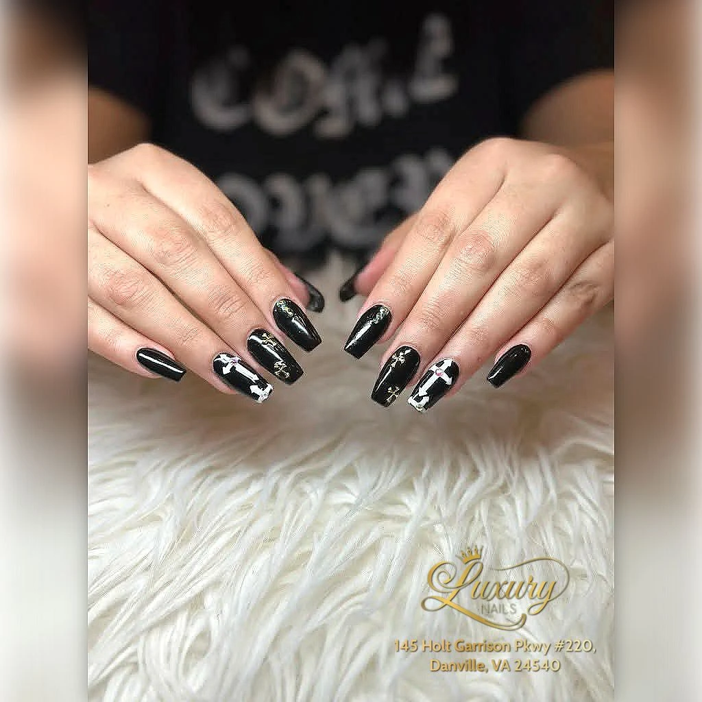 Luxury Nails